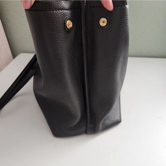 Tory Burch Carson Chain-link Leather Tote Bag - Picture 8 of 16